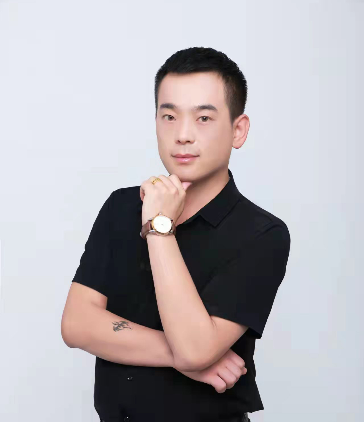 張?jiān)葡? width=